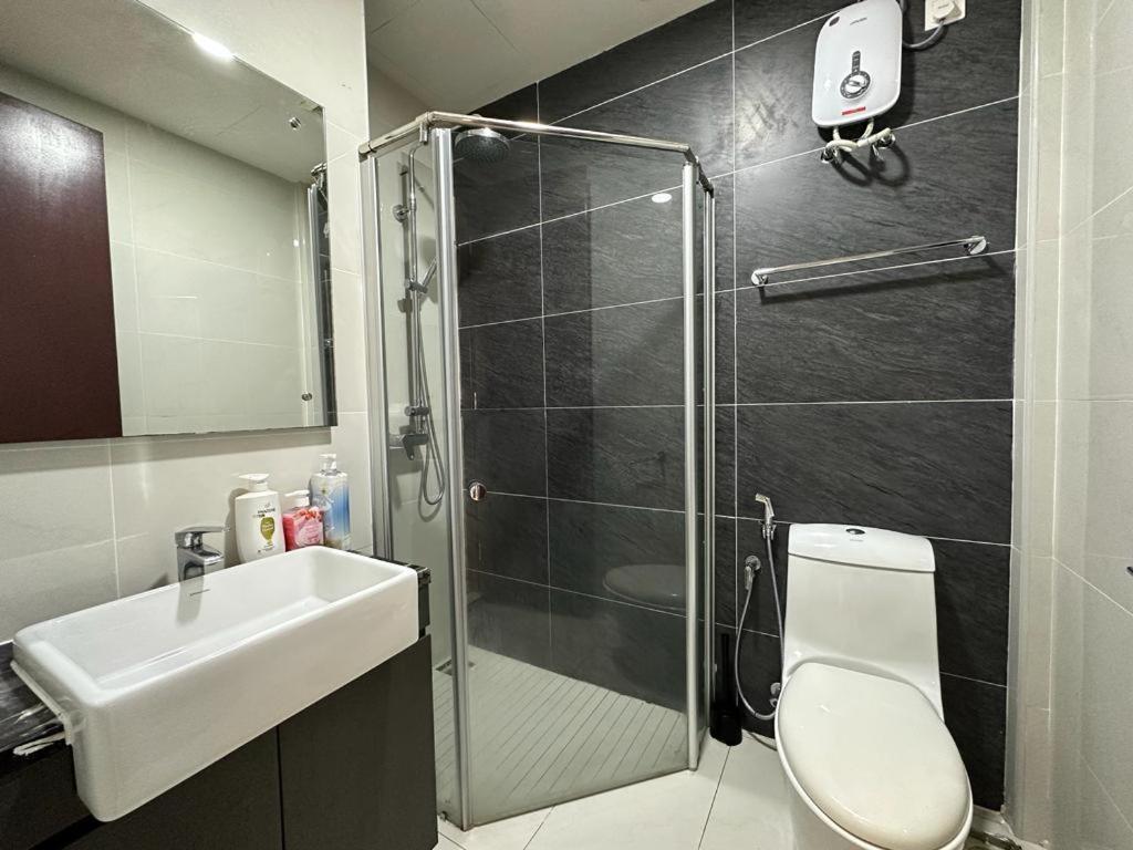 Apartment Dangabay 3bedroom Balcony Wifi Netflix High Floor