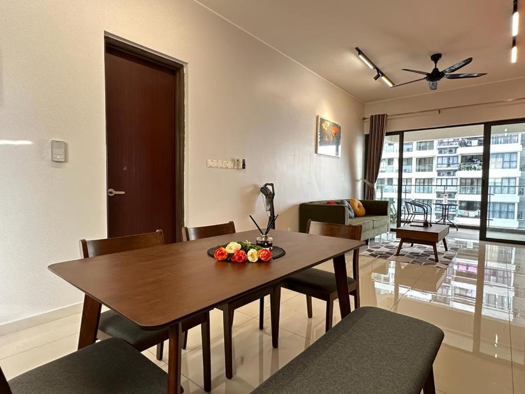 Dangabay 3bedroom Balcony Wifi Netflix High Floor Apartment *